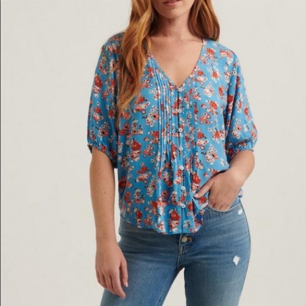 121. Lucky Brand Floral Blouse in Blue